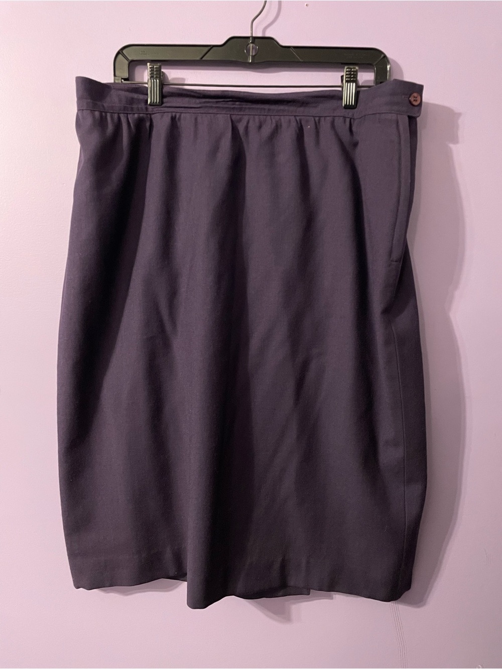 Vintage Liptons Purple 100% Pure Virgin Wool Straight Midi Skirt Size 18